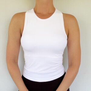 Yogalicious white Carrie seamless built-in shelf bra racerback tank size small